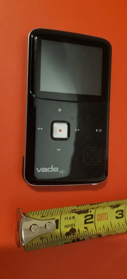 Cámara de video de bolsillo CREATIVE VADO HD - Usada Foto 3 de 4