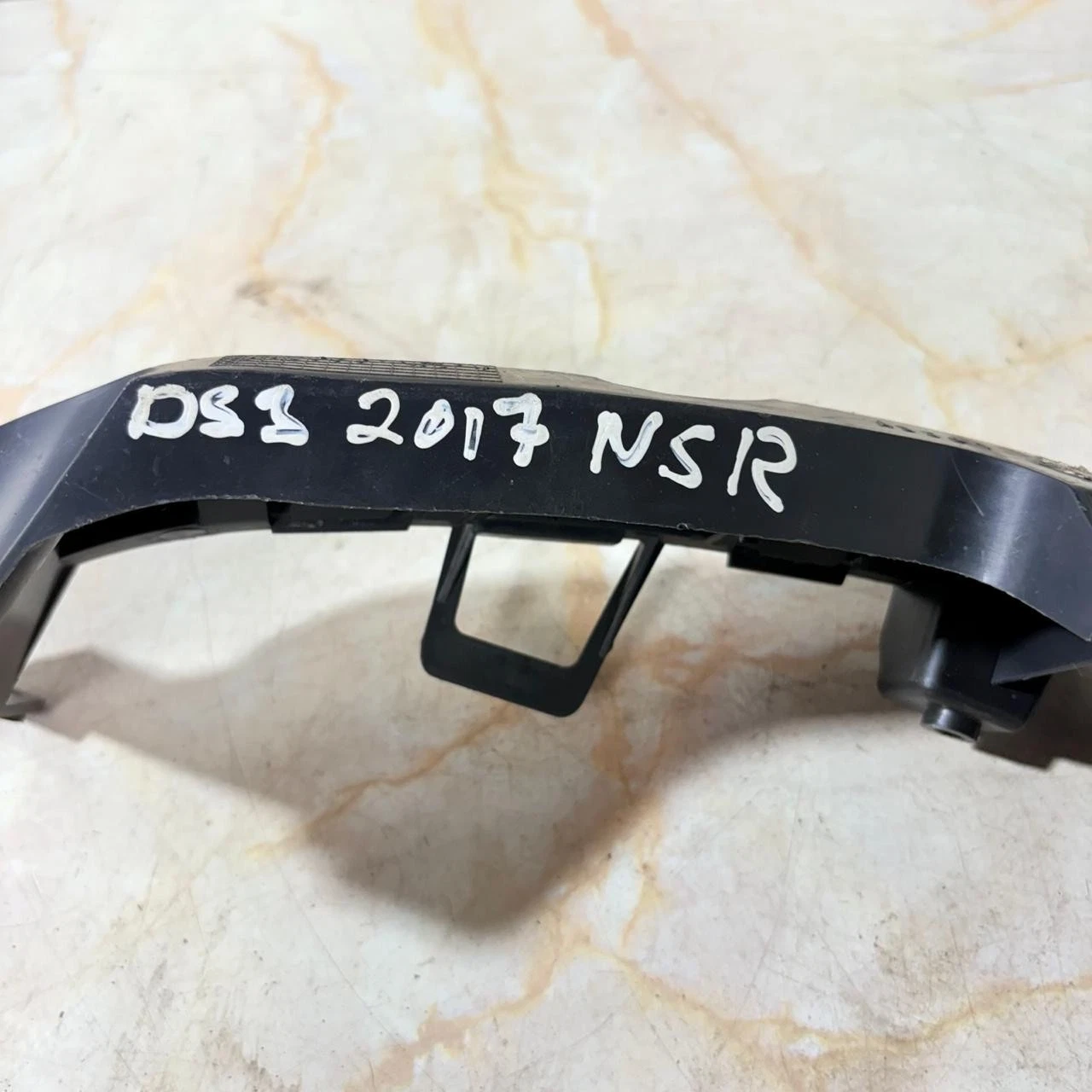DS3 2017 NS/R identification marking actual listing photograph