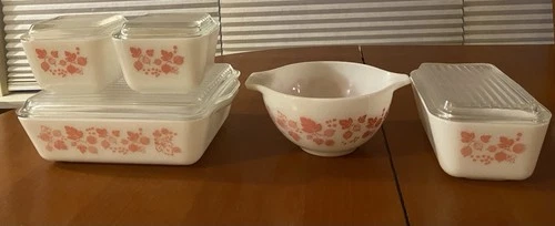 Pyrex Gooseberry pink white 9 piece 1.5PT Bowl 441, 502, 1.5QT 503, 1.5C 501 (2)