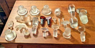 22 GLASS BOTTLE STOPPERS VINTAGE