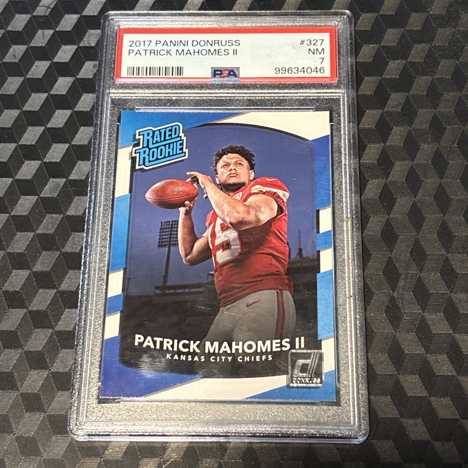 2017 Panini Donruss Patrick Mahomes II #327 PSA 7 Chiefs Rated Rookie view 1