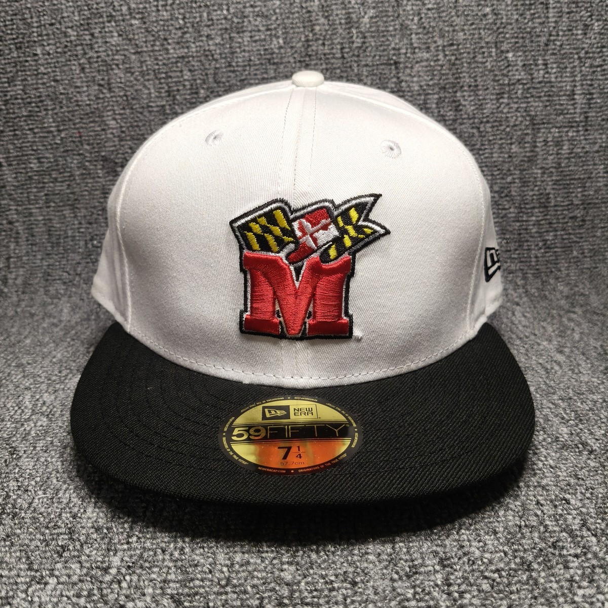 New Era Maryland Terrapins 59FIFTY Fitted Hat Size 7 1/4 White Black NCAA Cap