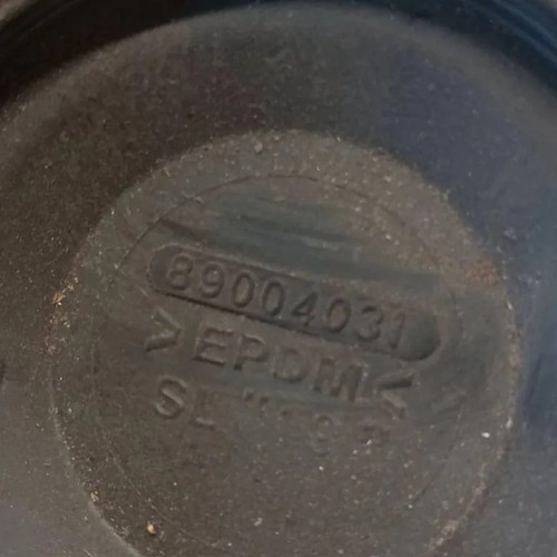 VOLVO V70 II SW Scheinwerferabdeckung 89004031 Diesel 120kw 2005 33124060