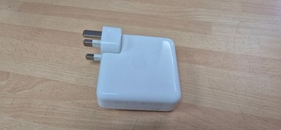 Apple A1947 61W Type-C Macbook Pro Adapter Ladegerät Original Original