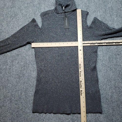Cable & Gauge Sweater Womens L Gray Knit Cold Shoulder Sleeve Turtleneck New - Picture 8 of 9