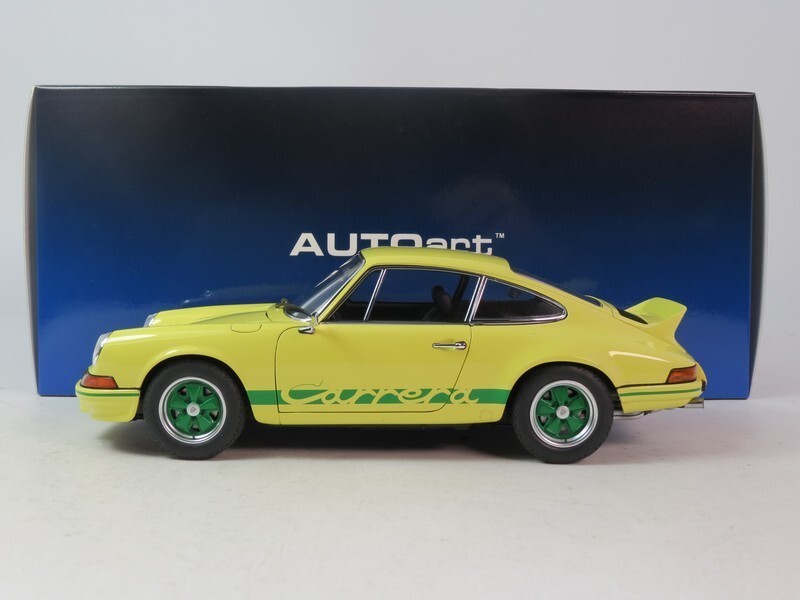 ミニカー AUTOart 1/18 Porsche 911 Carrera S AUTOart 1:18 scale Porsche 911 Carrera RS 2.7 - 1973 (White