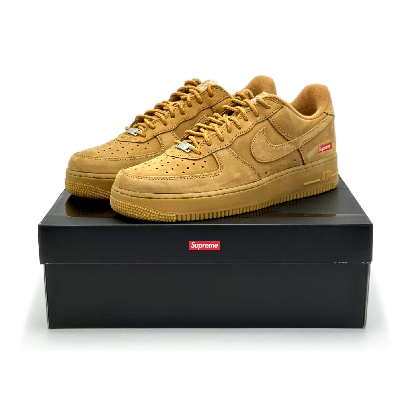 DN1555 200 Nike Air Force 1 Low SP x Supreme lin blé marron