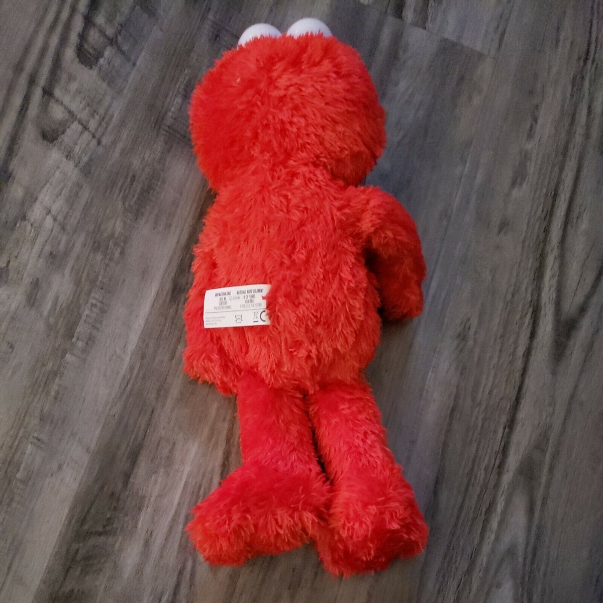 Tickle Me Elmo Doll - Spanish Speaking Edition - 2005 Mattel TMX