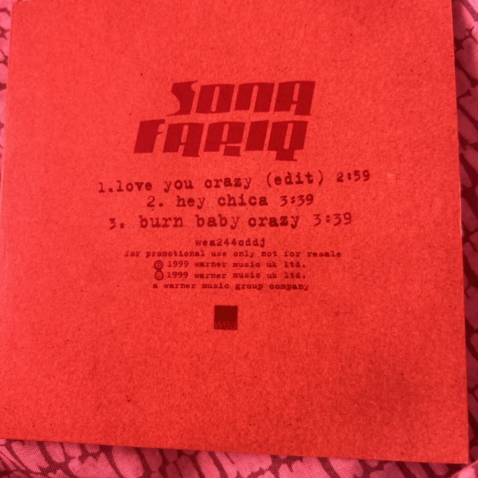Sona Fariq - Love You Crazy. 3 Track Promo CD Single. (1999). — 第 2/2 张图片