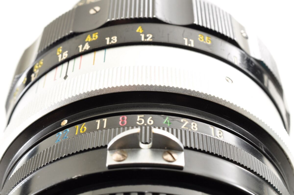 Nikon Nikkor-H Auto 85mm f/1.8 Non AI Portrait Manual Lens Nikon Nikkor-H Auto 85mm f/1.8 Non AI Portrait Manual Lens
