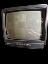 MAGNAVOX Color TV 13” PR1310 C422 1994 CRT