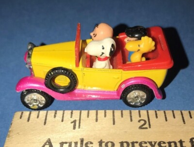 Vintage Peanuts Diecast Snoopy Charlie Brown Lucy Woodstock Vintage Peanuts Diecast Snoopy Charlie Brown Lucy Woodstock