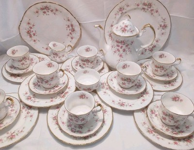 Service Paragon Victoriana Rose Fine Bone China Tea & Dinner Set Roses Gold Trim