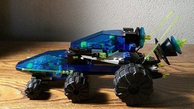  Vintage LEGO Space: Unitron Crater Cruiser (1787)