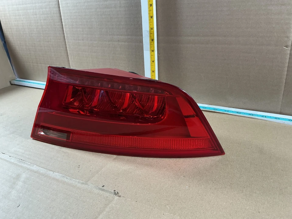 Luz trasera exterior lado pasajero derecho Audi A7 Quattro 2012-2015 4G8945096A OEM Foto 2 de 4