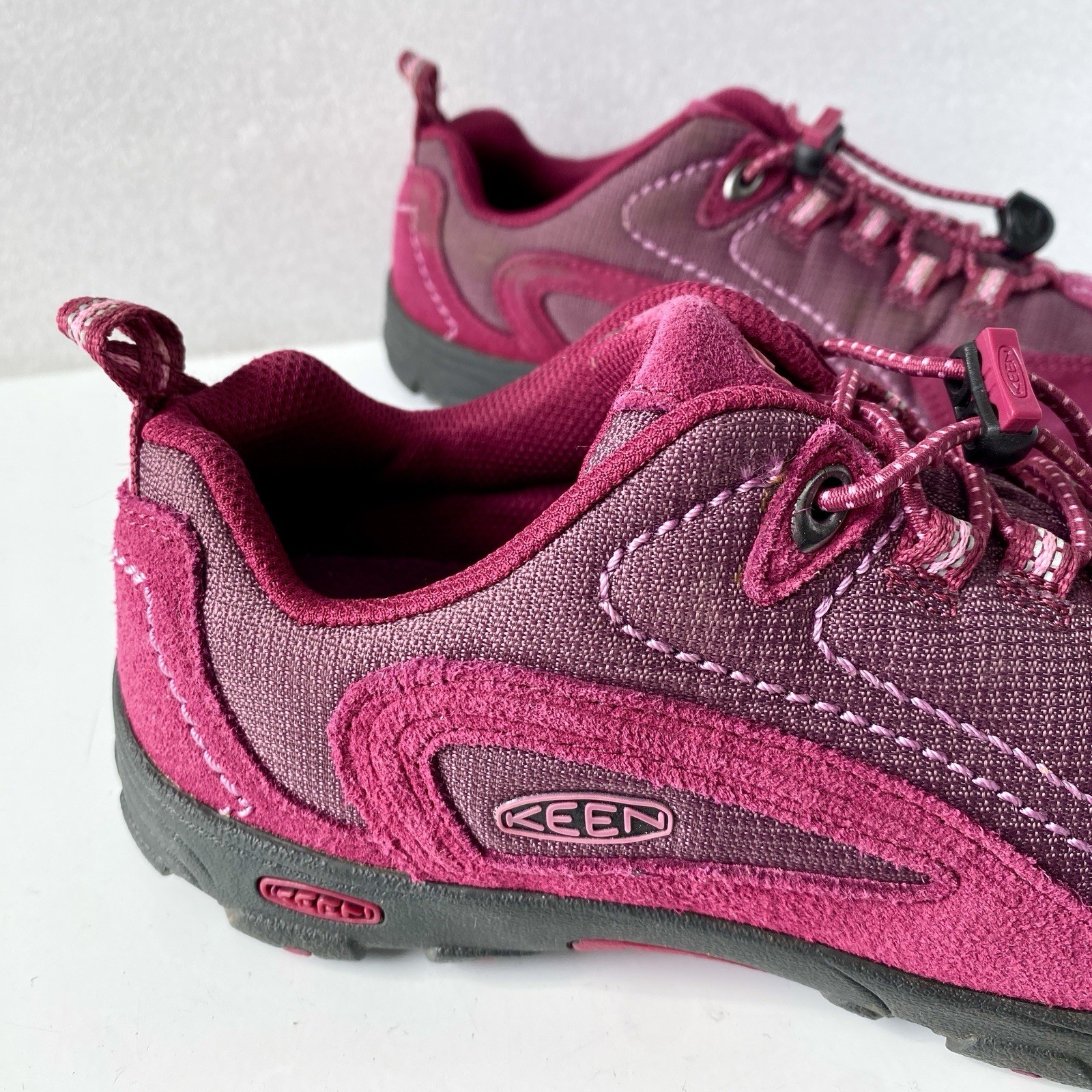 Scarpe da trekking KEEN Parker rosa rubino da donna taglia US 5 pelle scamosciata outdoor passeggio