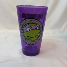 Teenage mutant ninja turtles Donatello 2010 Viacom international 5 3/4” Glass