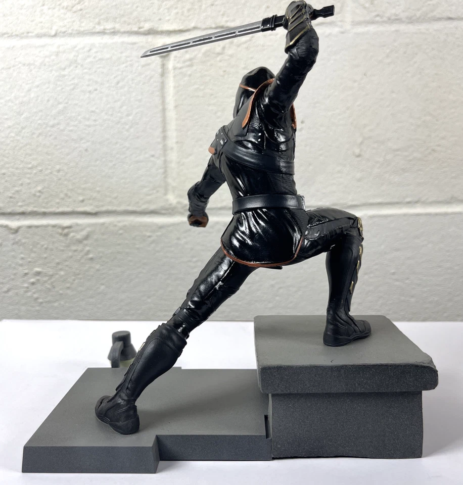 Marvel Gallery Diamond Select PVC Ronin Action Figure Statue Endgame - Imagem 3 de 4