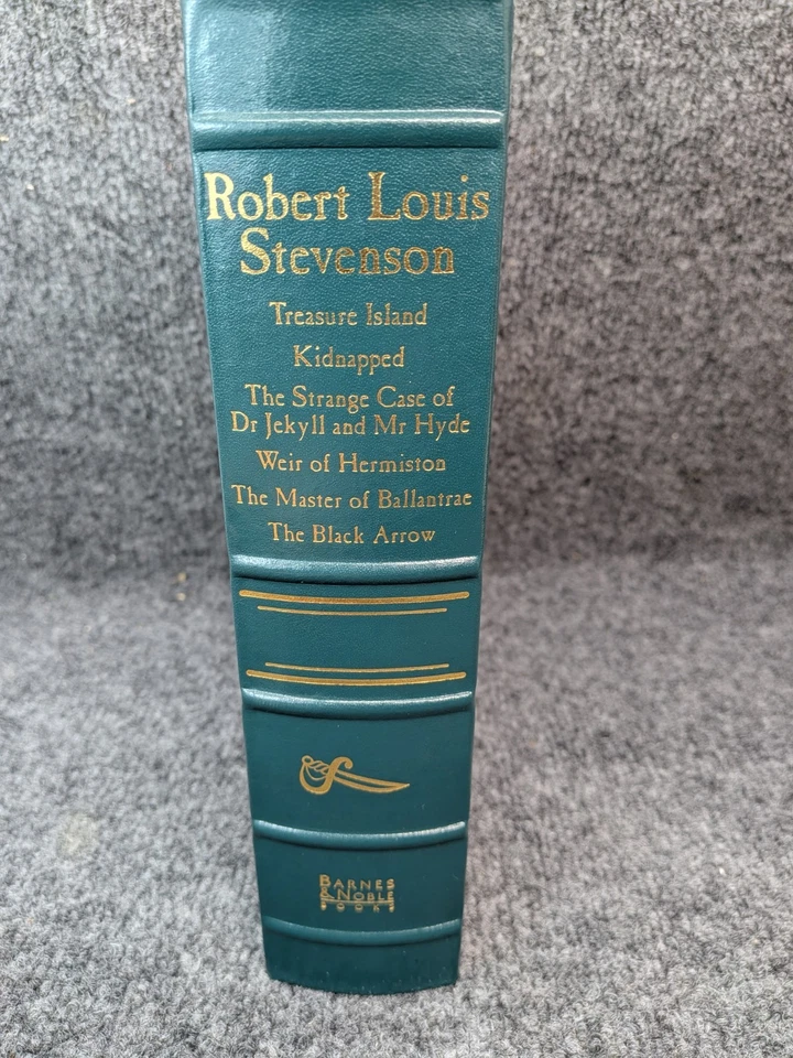 Barnes & Noble Robert Louis Stevenson - Hardback Collection Leatherbound  - Image 4 of 4