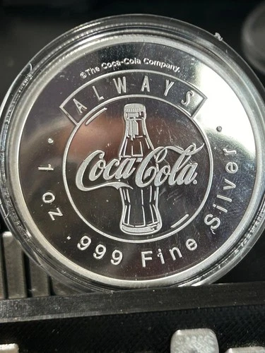 Coca Cola Polar Bear Collector Coin 1 Troy Oz .999 Fine Silver