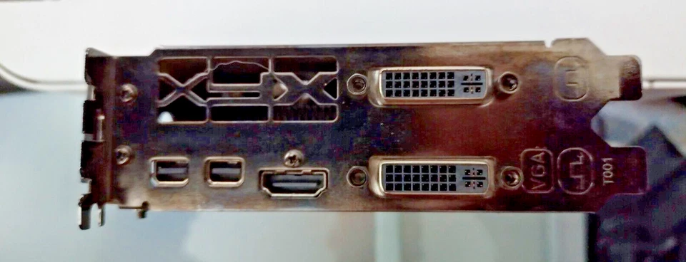 XFX AMD Radeon HD 6950 (HD-695X-CDDC) 2GB GDDR5 SDRAM PCI Express x16... - Image 3 of 4