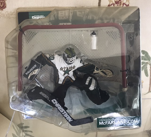❤️マクファーレン　NHL ゴーリー　エドベルフォア‼️ ❤️マクファーレン NHL ゴーリー ドミニクハシェック‼️ - メルカリ