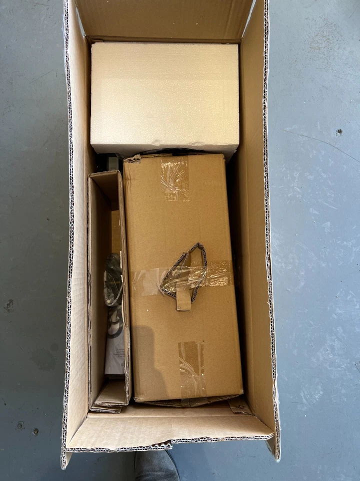 Linterna grande de montaje en pared HINKLEY ARIA 2305KZ Foto 4 de 4