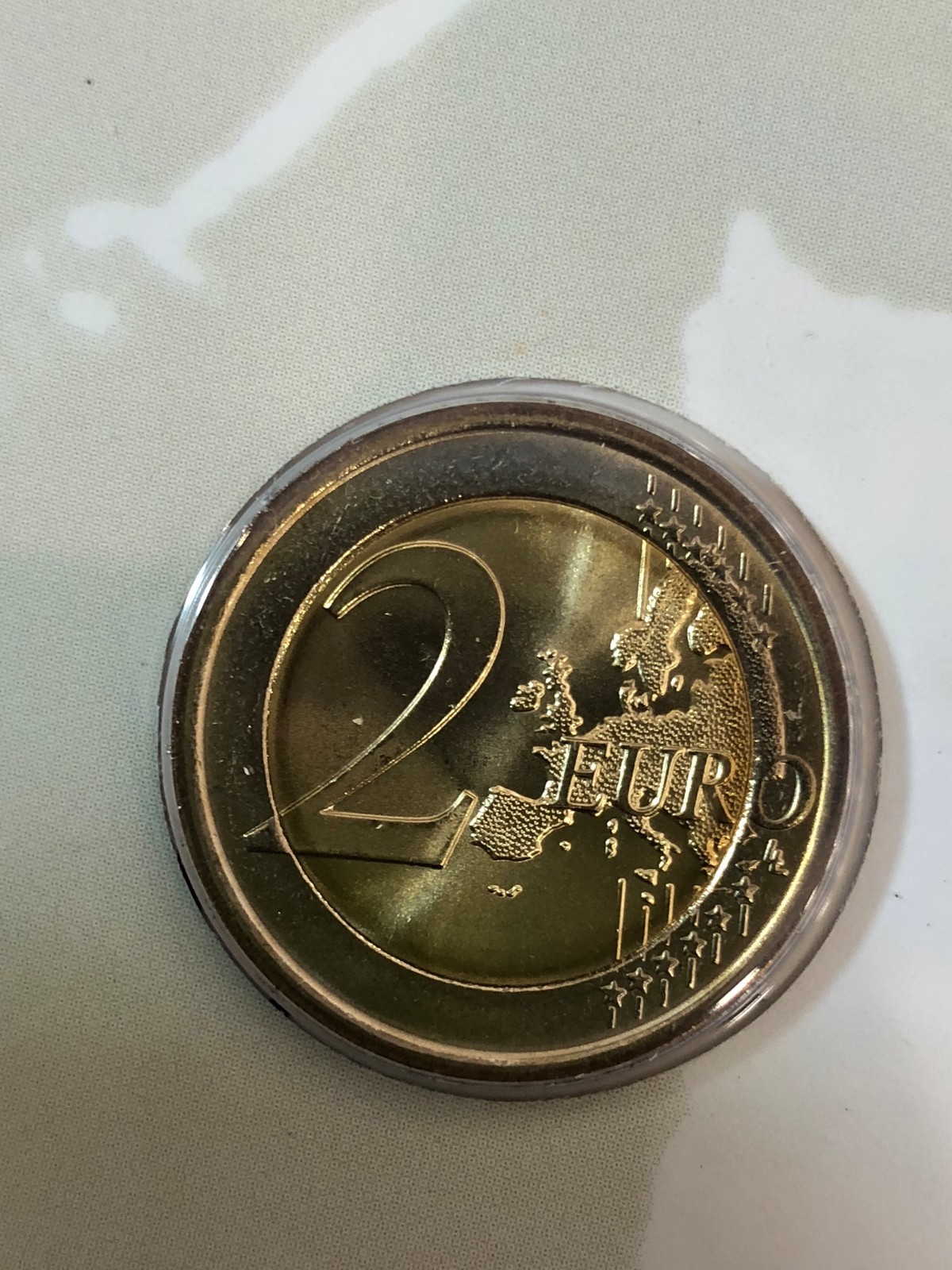Foto 11 di 37