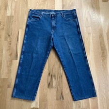 Wrangler Rugged Wear Jeans Men  s Size 42X29 Blue Denim NWOT Straight Leg