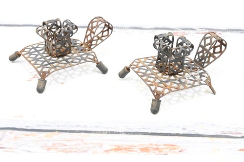 Vintage MCM Ornate Wrought Iron Metal Mesh Table Top Candle Holders - Picture 4 of 8