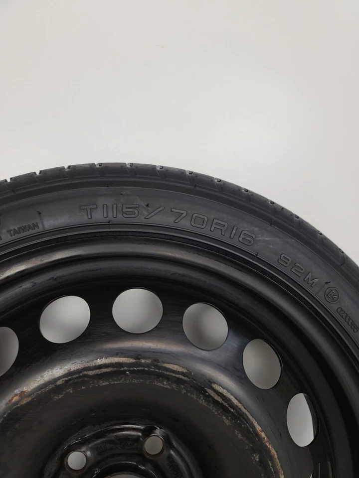 Neumático de repuesto con kit Jack 16" para Chevrolet Cruze Donut 2011-2019 OEM Foto 4 de 4
