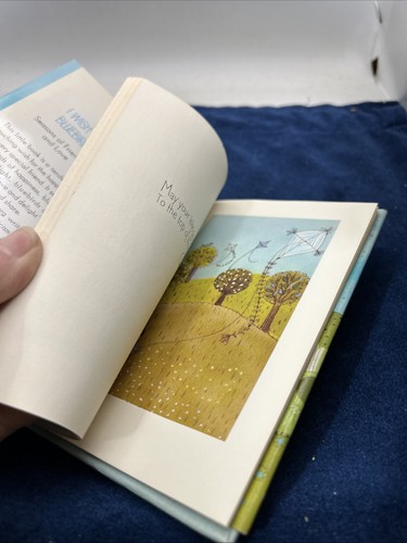 I Wish You Bluebirds Book Hallmark Mini Edition VTG 1970 - Imagen 9 de 12