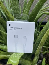 Genuine Apple MKQ42ZM/A USB-C to Lightning 2m/6ft Charging Cable - White Sealed