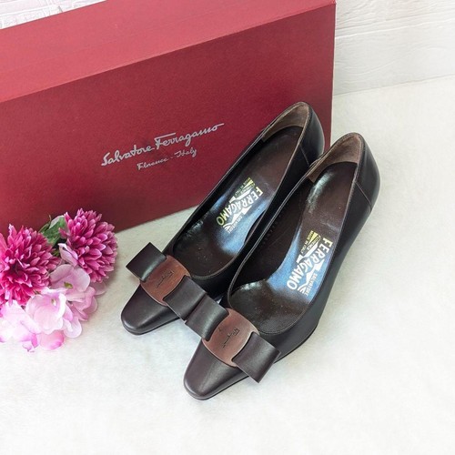 Women 4.5US Ferragamo Shoes Size Vara Ribbon Pumps Brown Limited Edition VHTF Ra - Picture 11 of 11