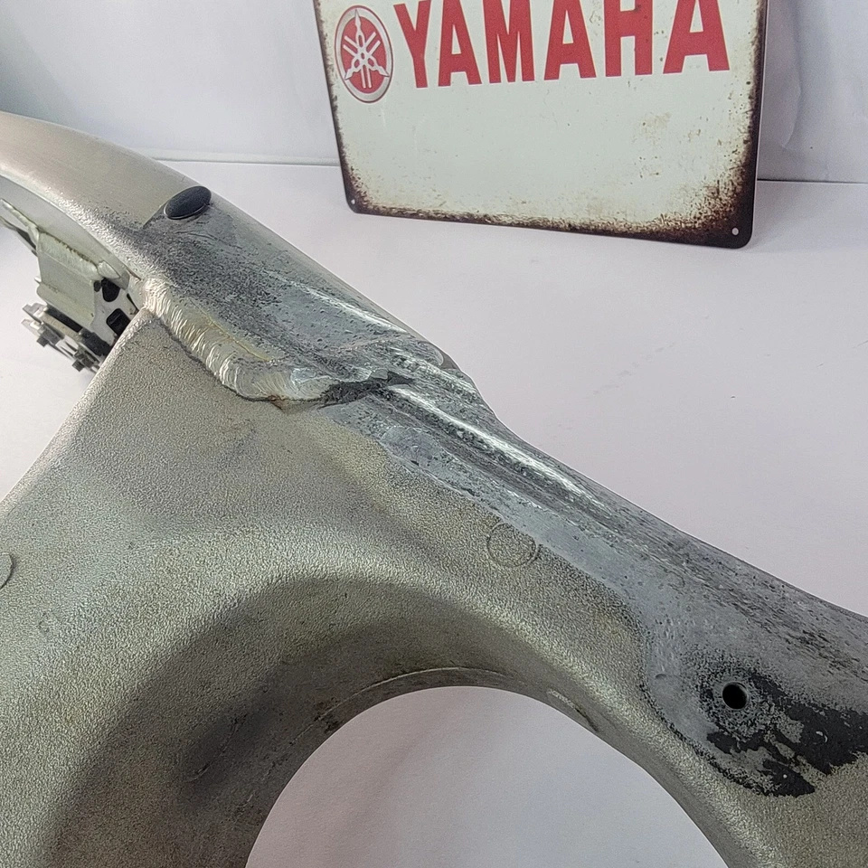 Suspensão braço oscilante Yamaha YZ450F 2004 2003-2004 5UN-22110-00-00 - Imagem 4 de 4