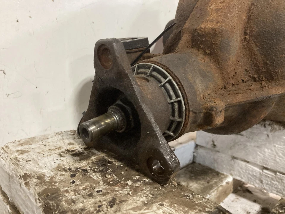 Used Differential Carrier Assembly fits: 2000 Jaguar S type 3.07 ratio Grade C - Изображение 3 из 4