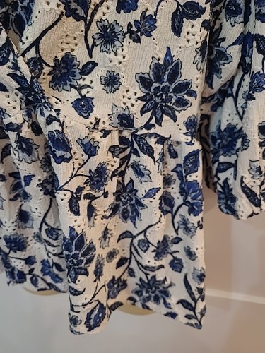 Gallery Ladies Floral Top Size L NWT Exclusive to Dunnes Stores - Picture 5 of 7