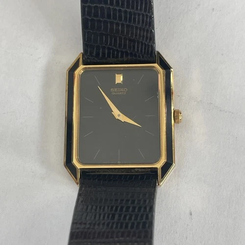 Seiko Tank Watch Men 26mm Black Dial Gold Tone 6530-5589  new condition