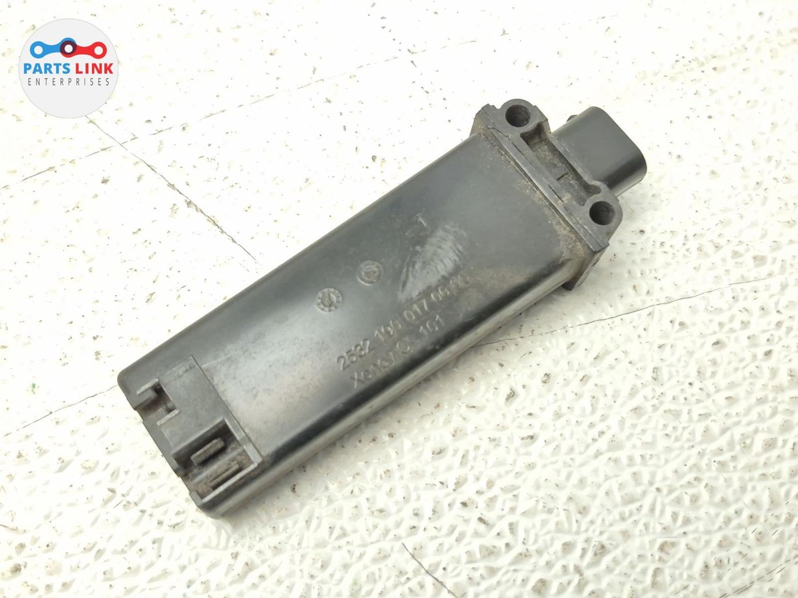 2016-20 BENTLEY BENTAYGA TPMS TIRE PRESSURE MONITORING CONTROL MODULE 36A907273