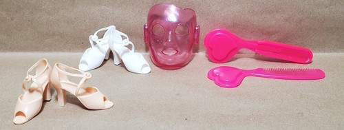 Large Vintage MEGO 18" Candi Doll/Fashion Lot; Doll & 6 Fashions AND MORE !!!! - Picture 15 of 24