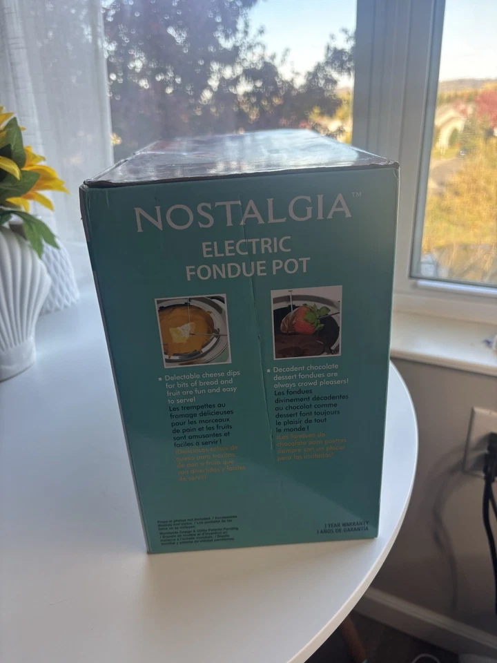 Juego de fondue eléctrica Nostalgia olla de chocolate y queso 8 tenedores pinchos codificados por colores Foto 3 de 4