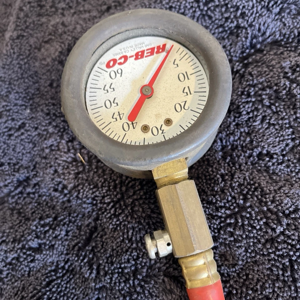 Rebco Autocross and Track Tire Gauge (working) *missing Glass Cover. - Image 4 of 4