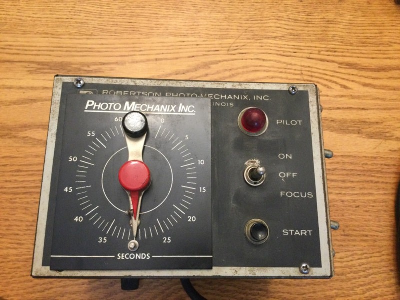 VINTAGE DARKROOM TIMER ROBERTSON PHOTO MECHANIX MODEL A3669