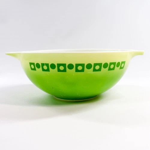 Vintage 1971 PYREX Glass Promo GREEN SALAD DOT SQUARE 444 Cinderella 4Qt Bowl