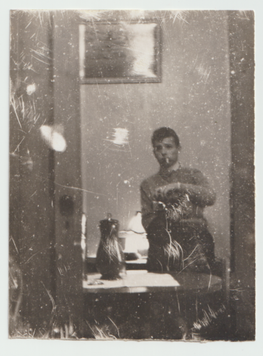 Selfie homme RARE instantané abstrait étrange inhabituel étrange photo vintage - Photo 1/2