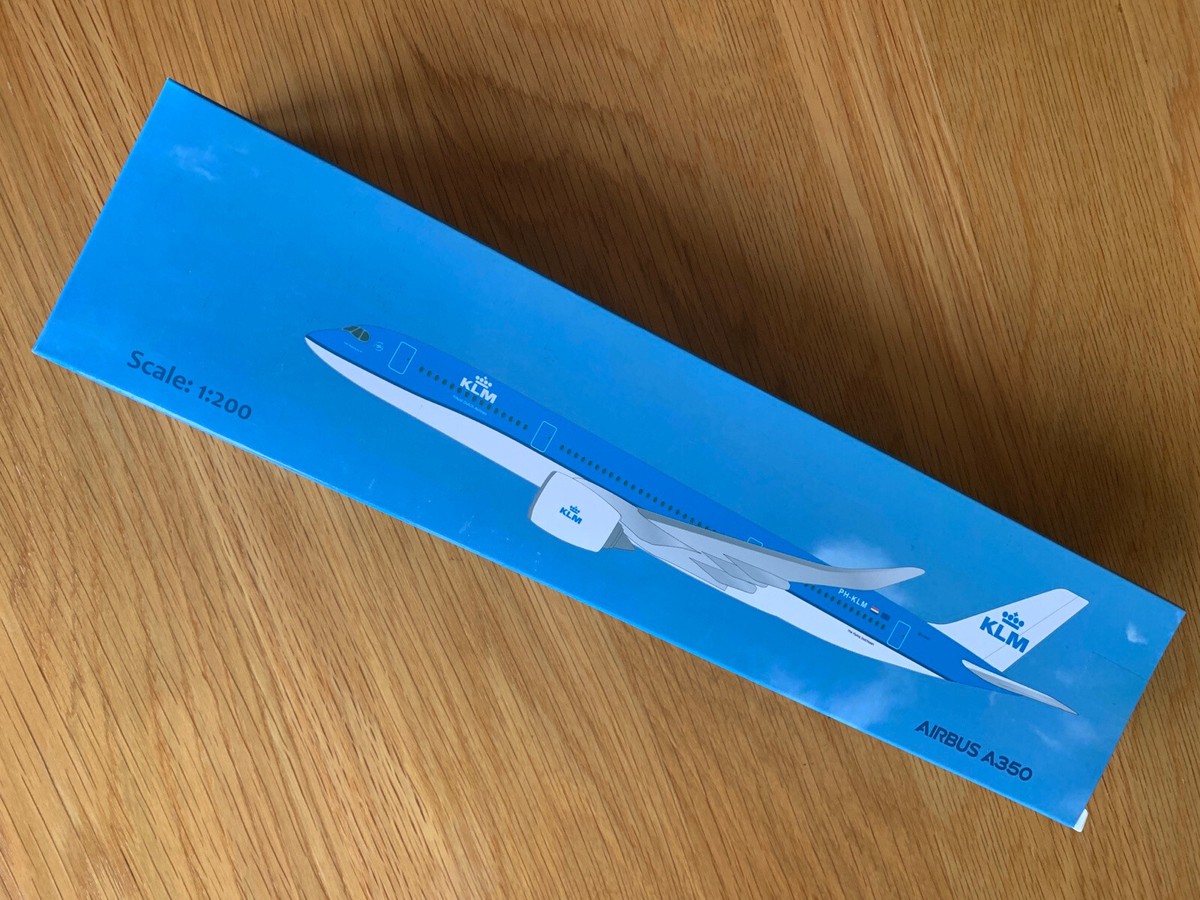 KLM Airbus A350-900 スケール1/200 New! PPC 220532 KLM Airbus A350-900 reg. PH-KLM - 1/200