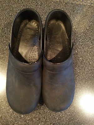dansko comfort shoes
