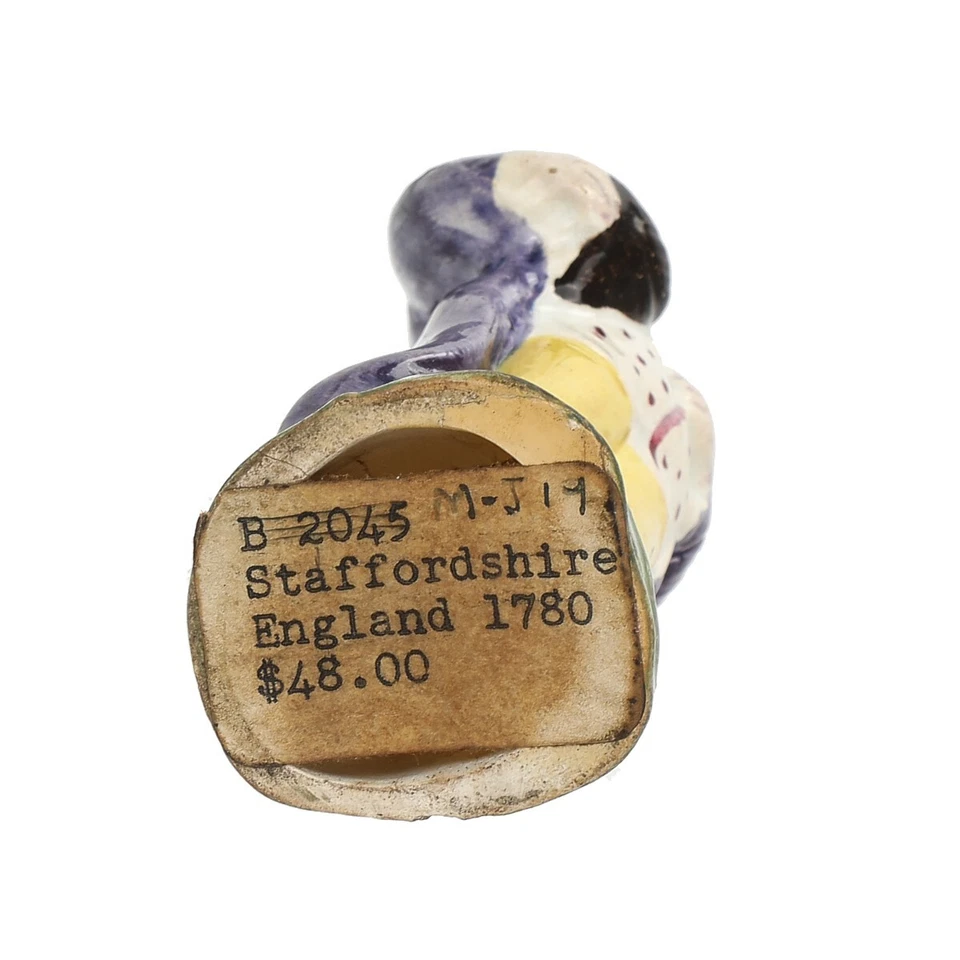 Antigua figura georgiana del siglo XVIII Prattware Staffordshire Boy Young Man Foto 3 de 3