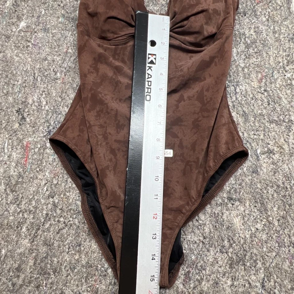 Traje de baño Magicsuit imitación gamuza una pieza marrón talla 6 hecho en EE. UU. Foto 4 de 4