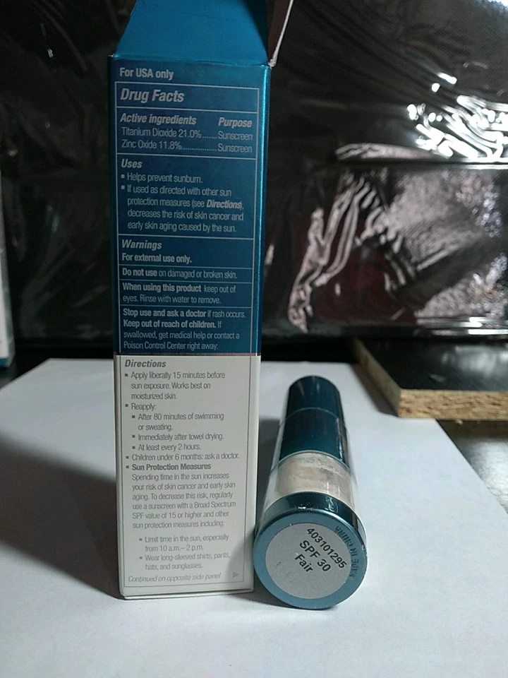 Colorescience Sunforgettable SPF30 Brush On Shield, FAIR, New In Box - Image 3 of 4